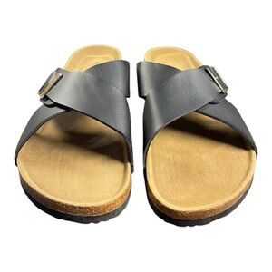 New Seranoma Black Cross-Strap Sandals - Size 10